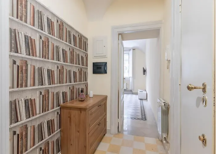 Casa M&J Al Colosseo Rome